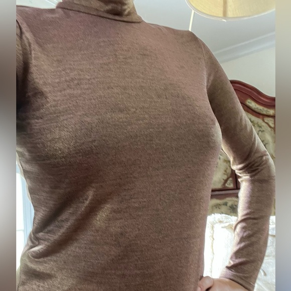 AKIRA Purple/Gold Colour-Shifting Glitter Fitted Turtleneck, size M - Picture 7 of 8